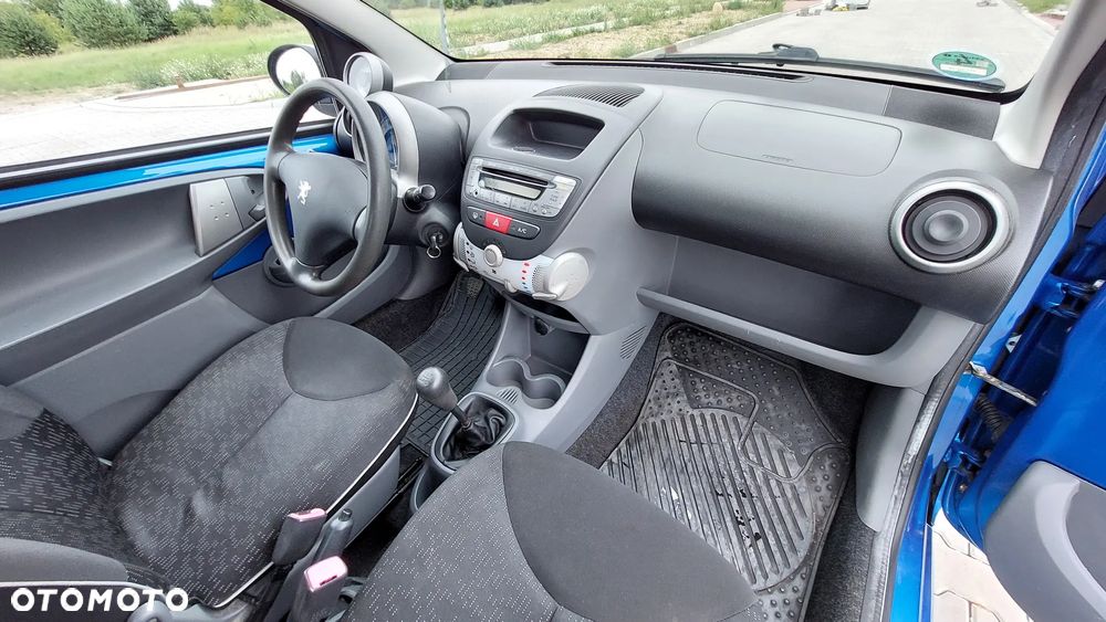 Peugeot 107 70 Urban Move - 36