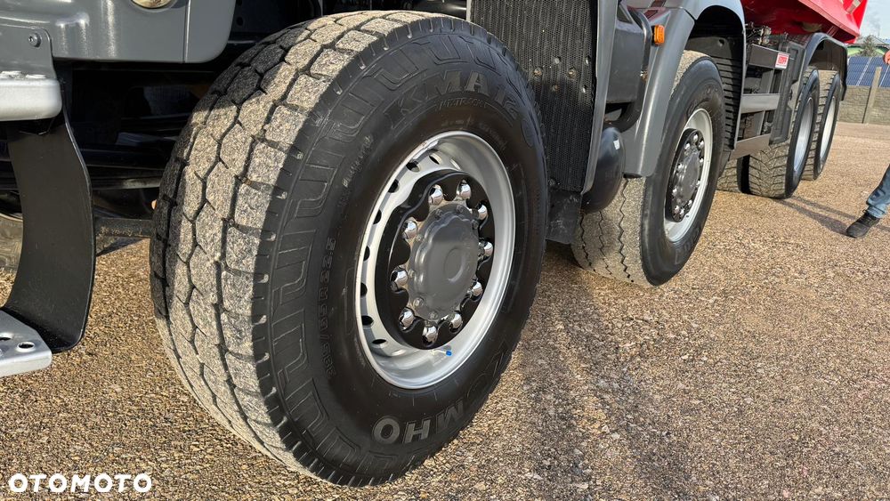 MAN MAN TGS 35.400 - 27