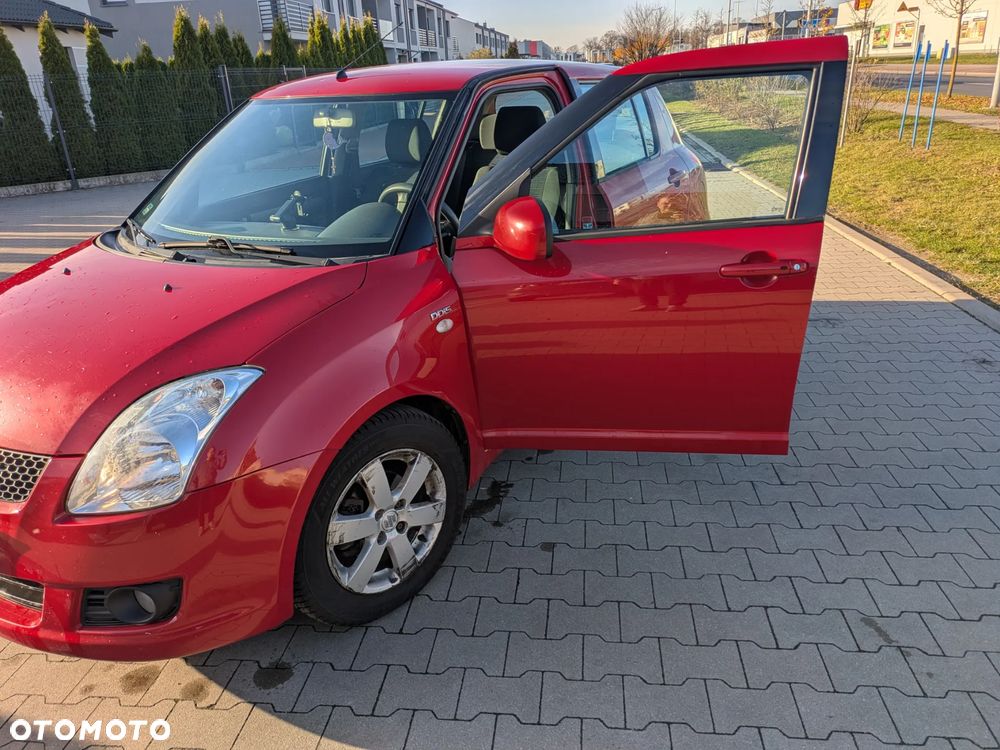 Suzuki Swift 1.3 DDiS GLX / Comfort - 6