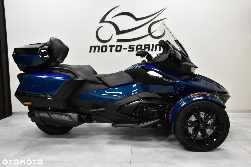 Can-Am Spyder - 2