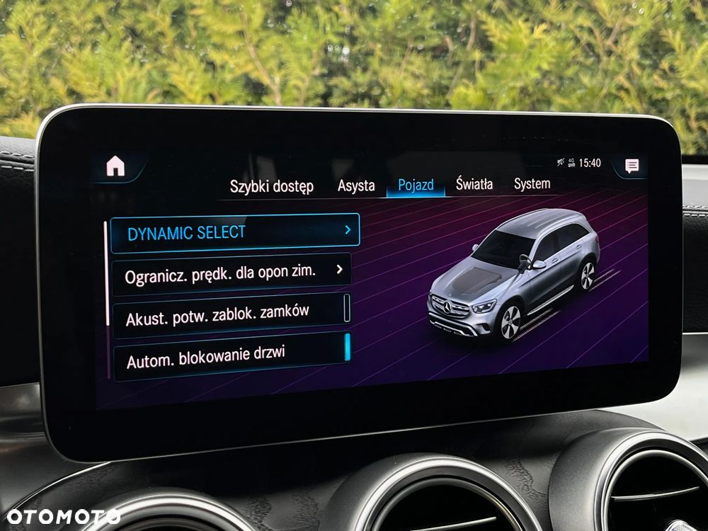 Mercedes-Benz GLC 300 e 4-Matic - 37