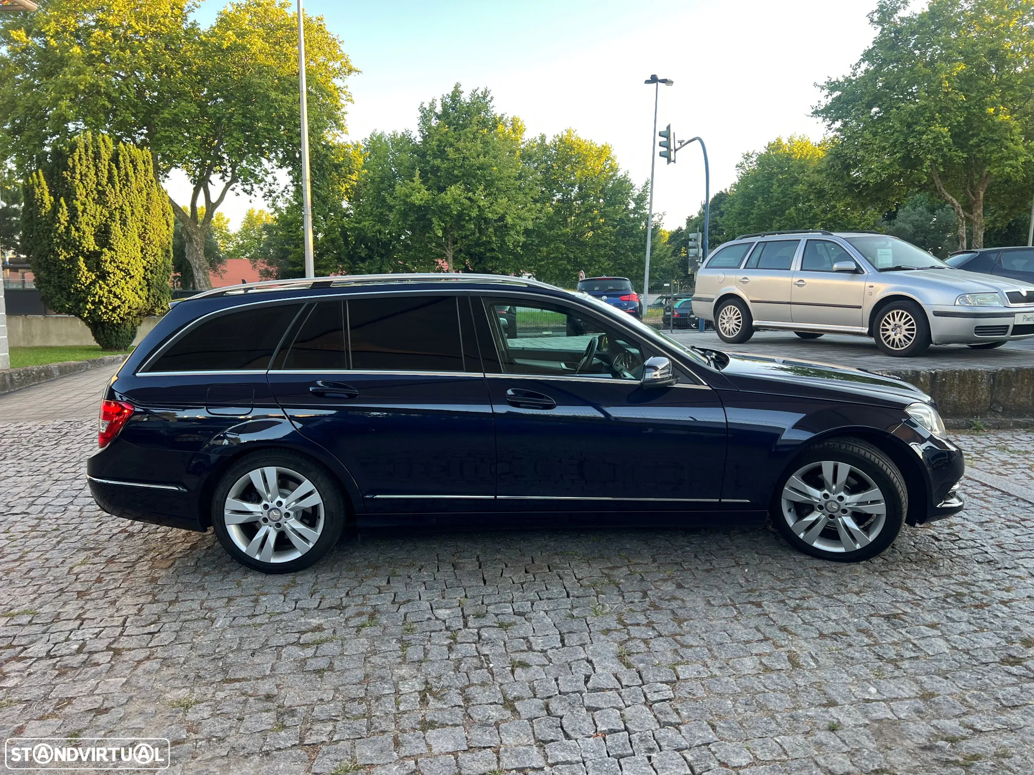 Mercedes-Benz C 220 Station CDI DPF (BlueEFFICIENCY) Avantgarde - 4