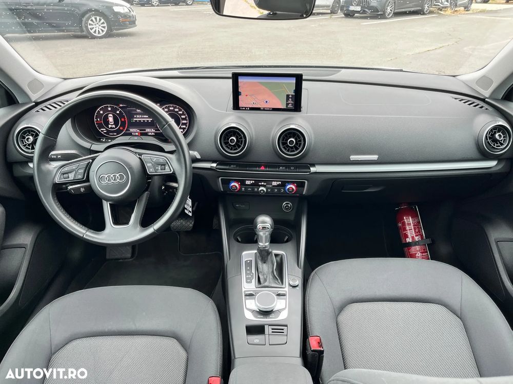 Audi A3 Sportback 1.6 TDI S tronic - 11