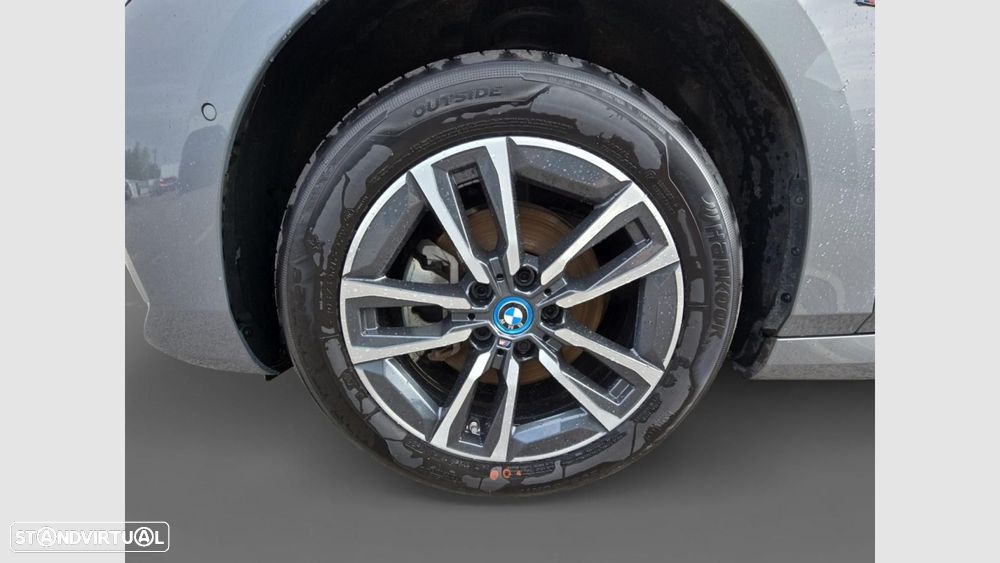 BMW 225xe Active Tourer e xDrive Pack Desportivo M - 16