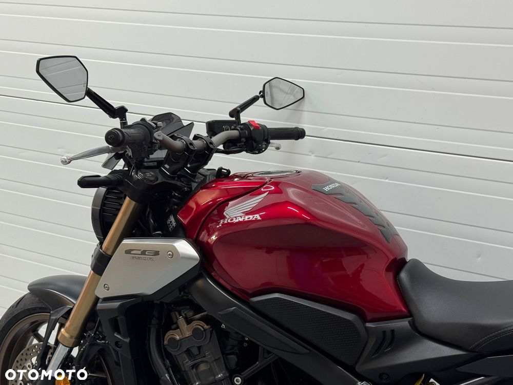 Honda CB - 25