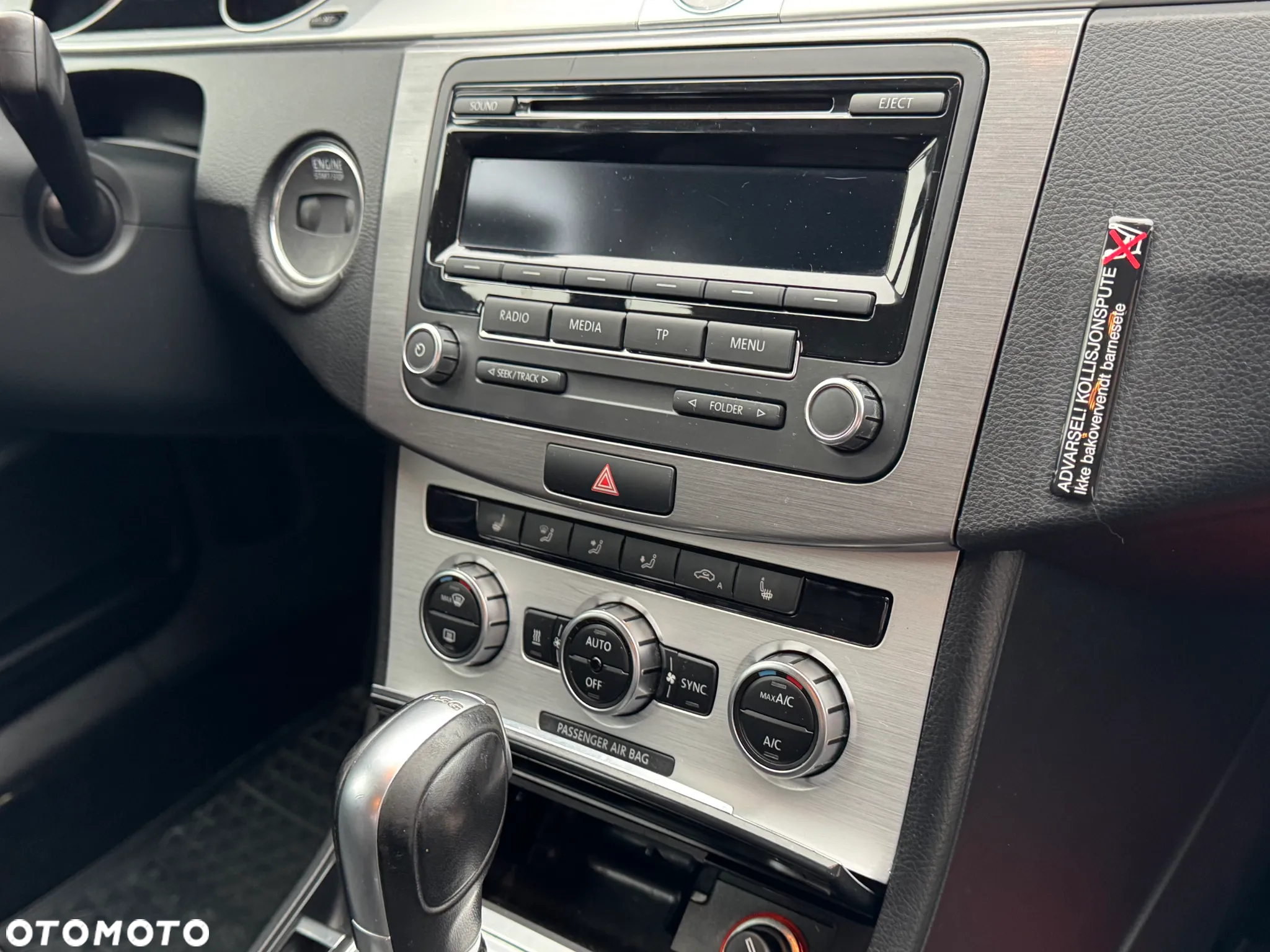 Volkswagen Passat Variant 2.0 TDI 4Motion DSG BlueMotion Tech Comfortline - 11