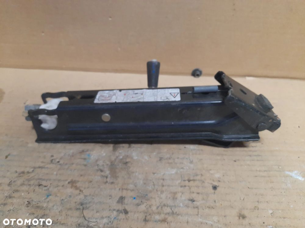 LEWAREK PODNOŚNIK SAMOCHODOWY - 3