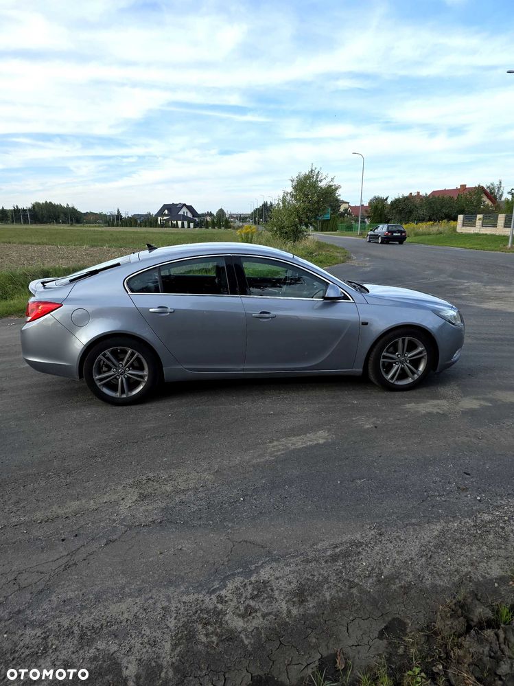 Opel Insignia - 2