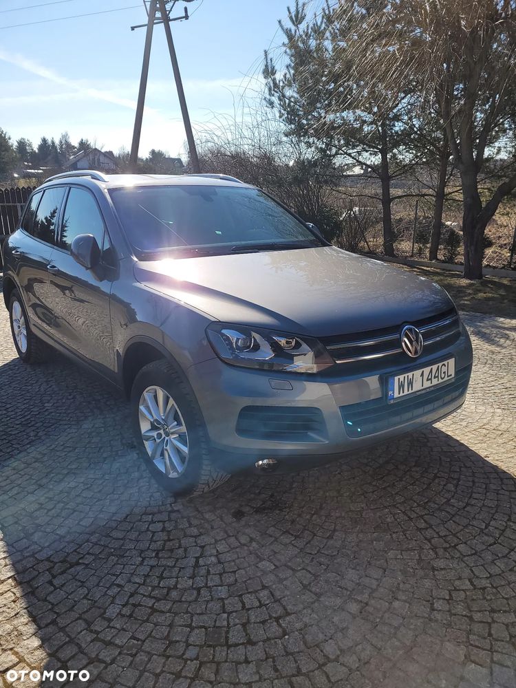 Volkswagen Touareg - 1