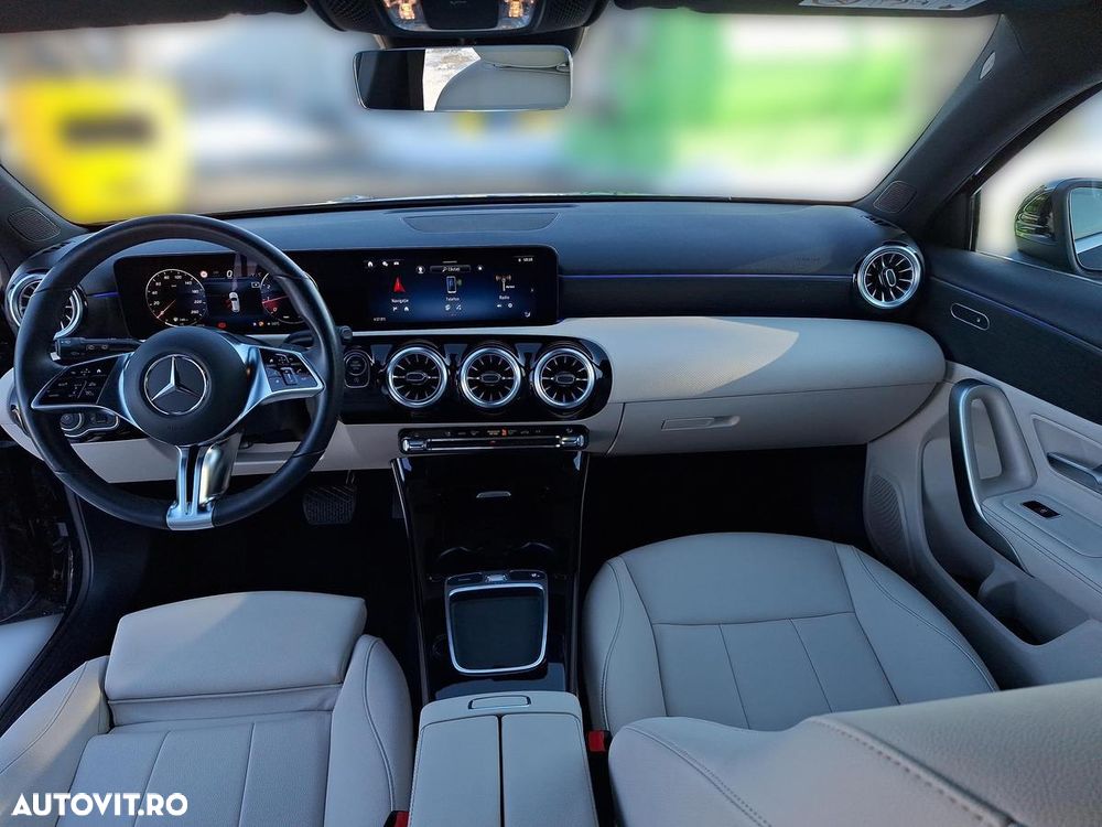 Mercedes-Benz A 200 MHEV 7G-DCT - 14