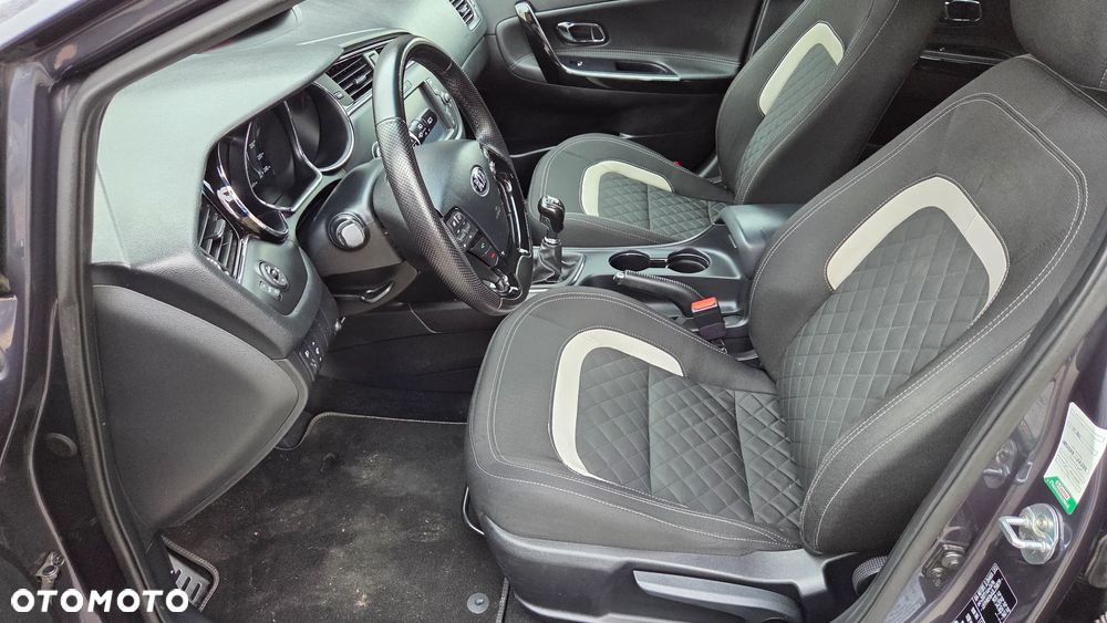 Kia Ceed 1.6 CRDi XL - 23
