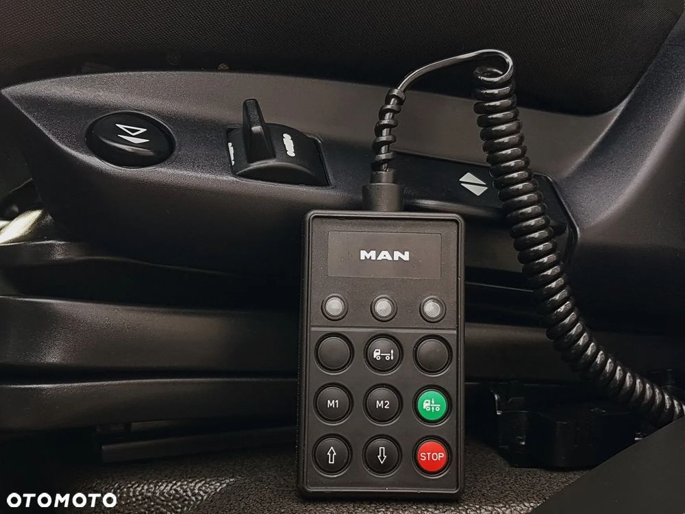 MAN TGS 26.420 E6 HAKOWIEC HS20 6x2 3-OSIE - 30