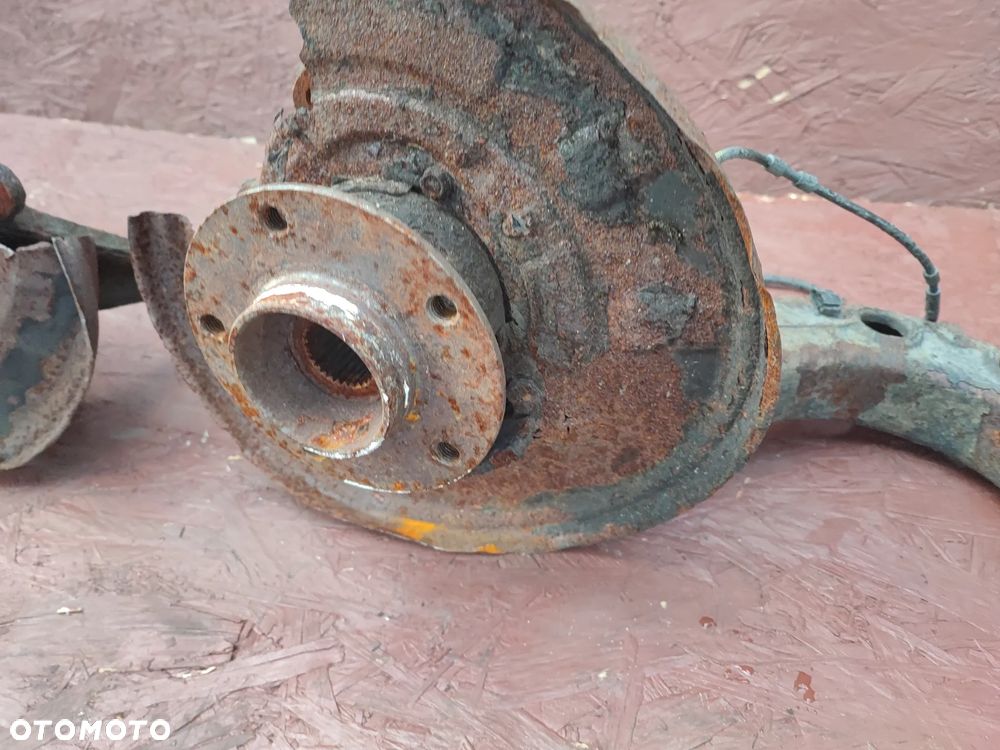 BMW E46 ORYGINALNY WAHACZ PRAWY / LEWY DO SILNIKÓW GAMY M54B30 / M57D30 / WAHACZE WZDŁUŻNE POD DUŻE TARCZE HAMULCOWĄ O NR. 33 32 6 774 779 / 33 32 1 097 035 / 33 32 6 770 805 / 33 32 6 774 780 OEM - 22