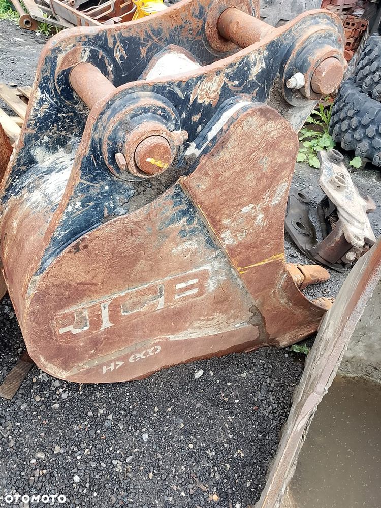 JCB 220XLC - 10