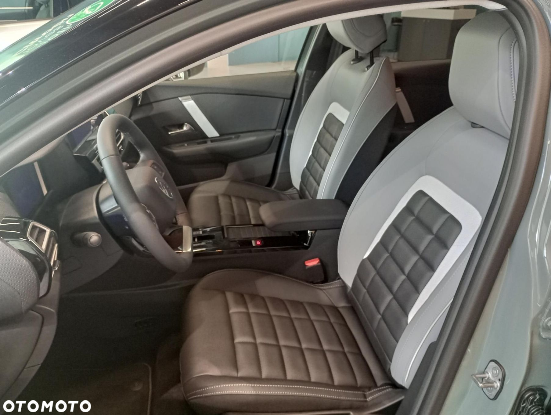 Citroën C4 - 8