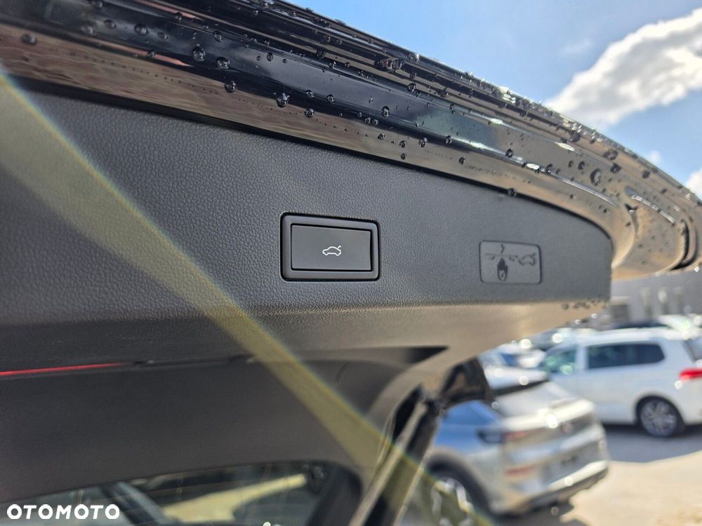 Volkswagen Golf 2.0 TDI R-Line Plus DSG - 14