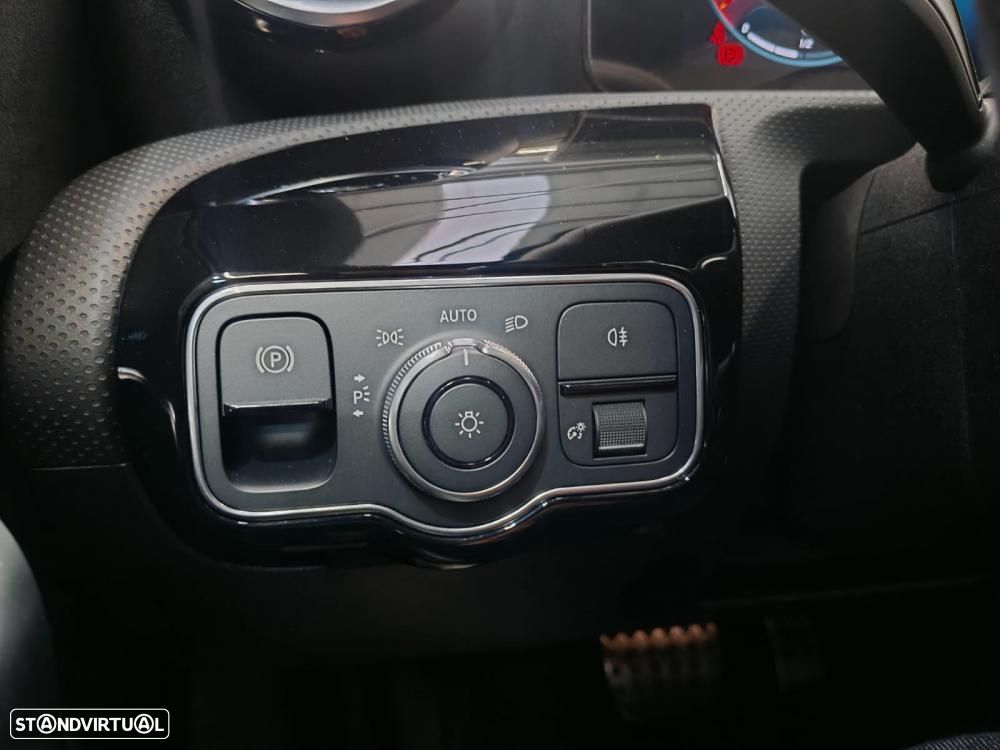 Mercedes-Benz A 180 d AMG Line Aut. - 18
