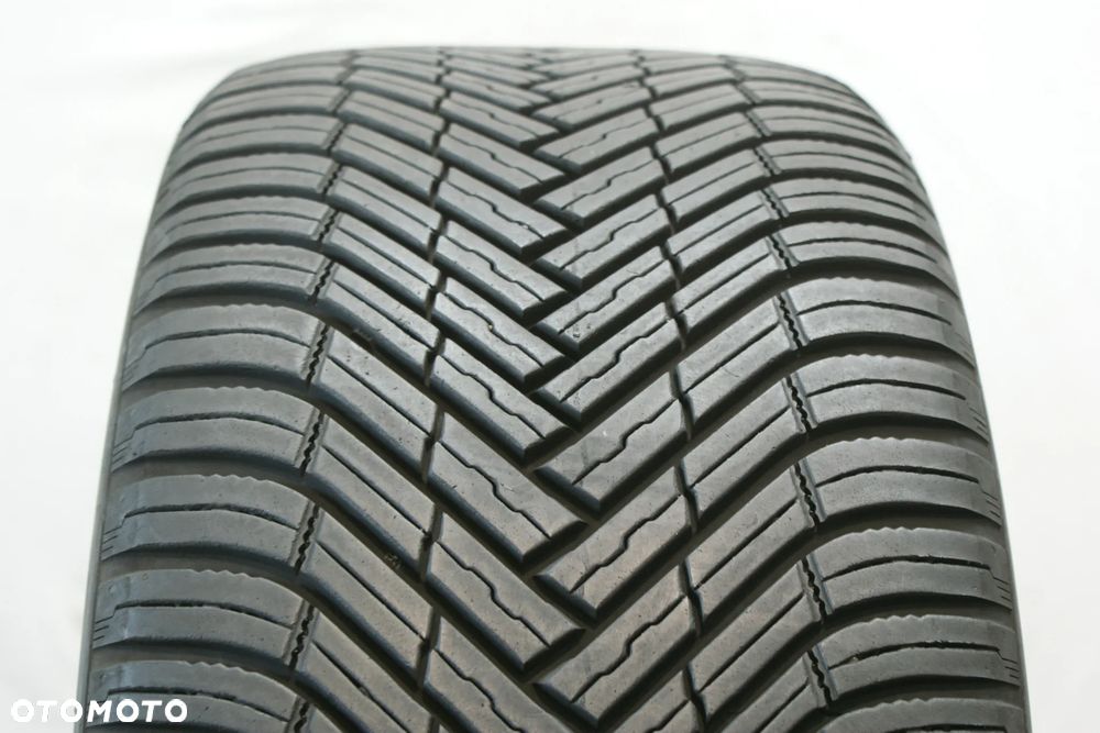 245/45R18 NEXEN N BLUE 4SEASON 2 , 6,7mm 2023r B3150 - 1