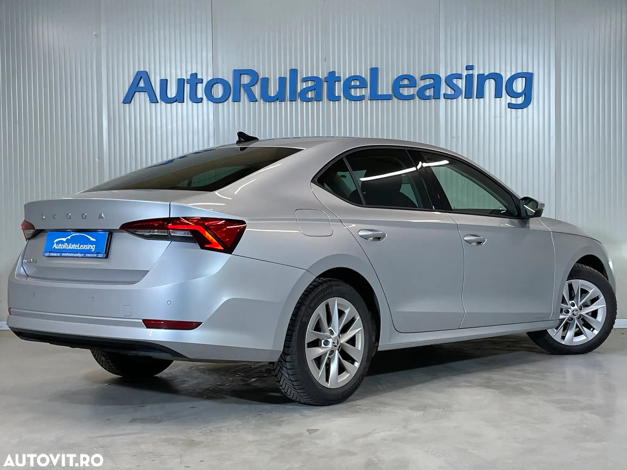 Skoda Octavia 2.0 TDI DSG Style - 3