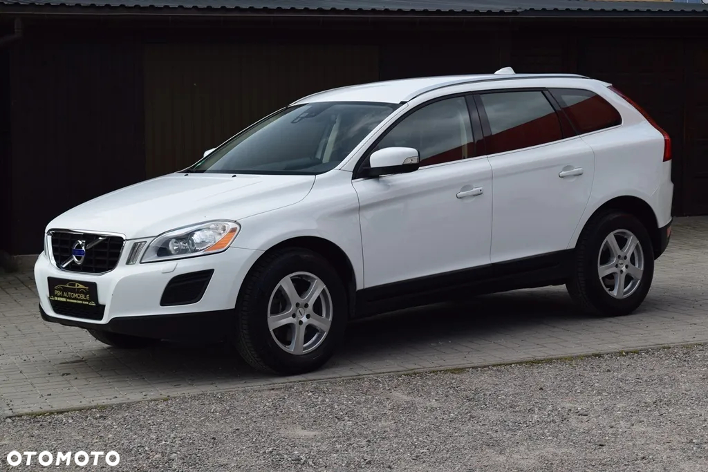 Volvo XC 60 2.4D AWD Momentum - 3
