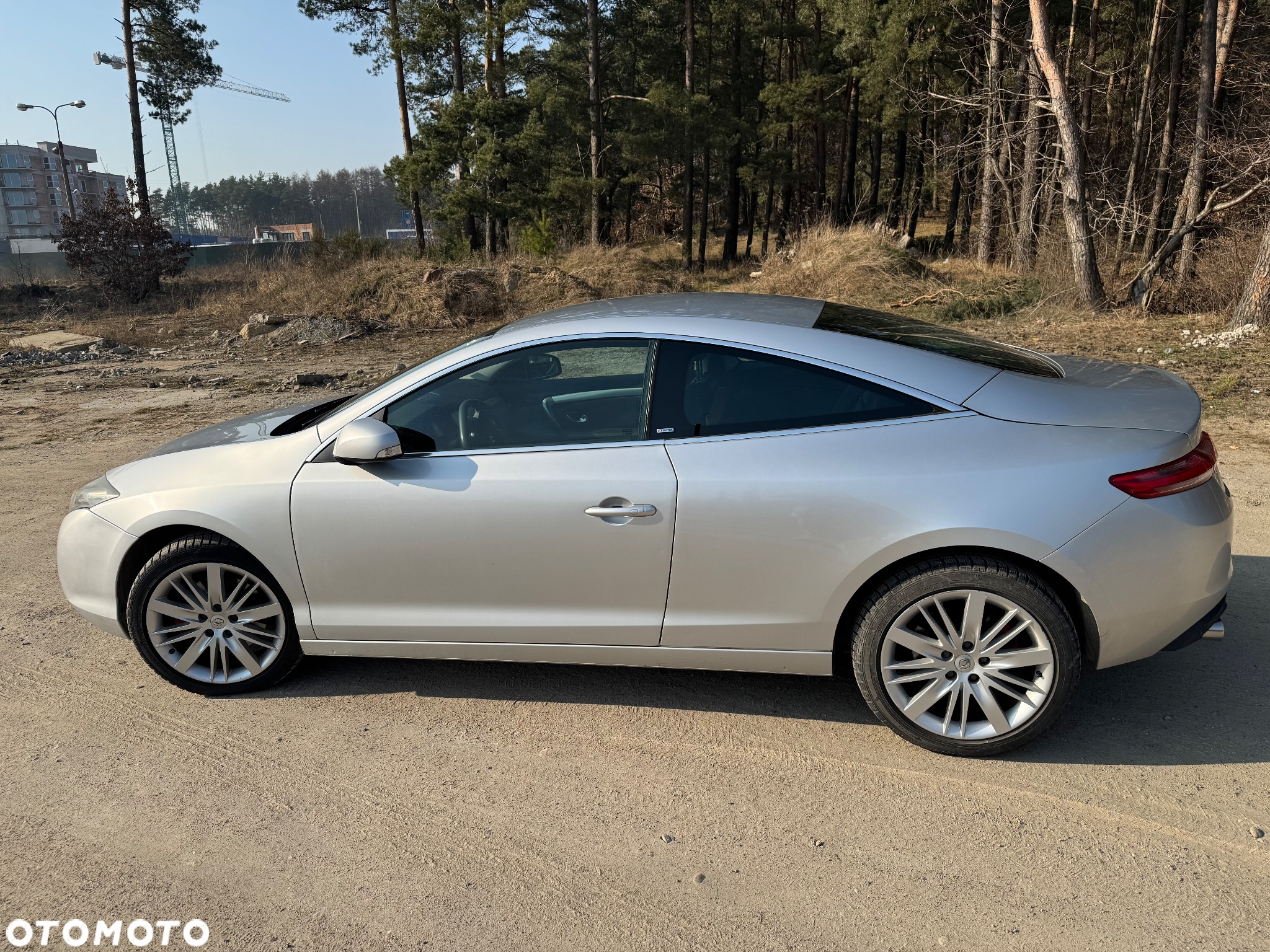 Renault Laguna Coupe 2.0 dCi FAP Dynamique - 6