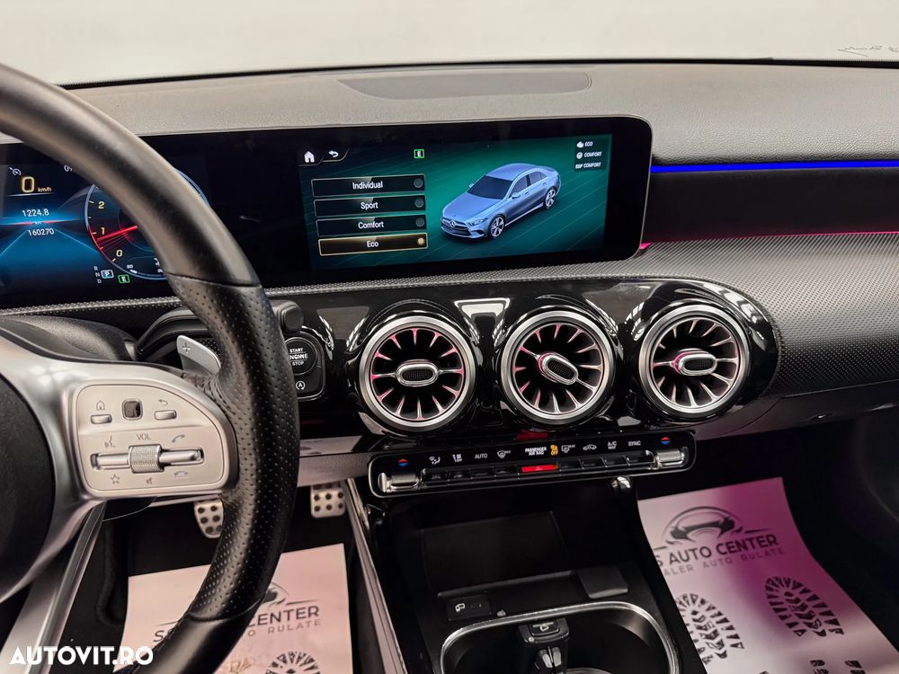 Mercedes-Benz A 200 Sedan 7G-DCT AMG Line - 38