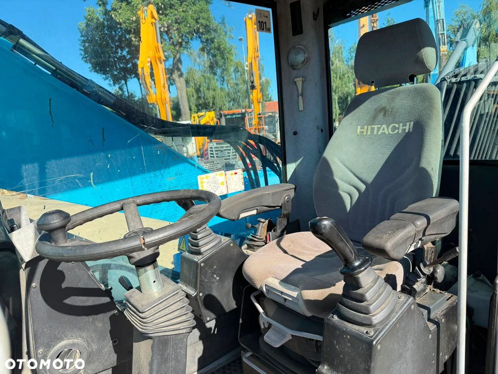Fuchs MHL 320, 8592mth - 18