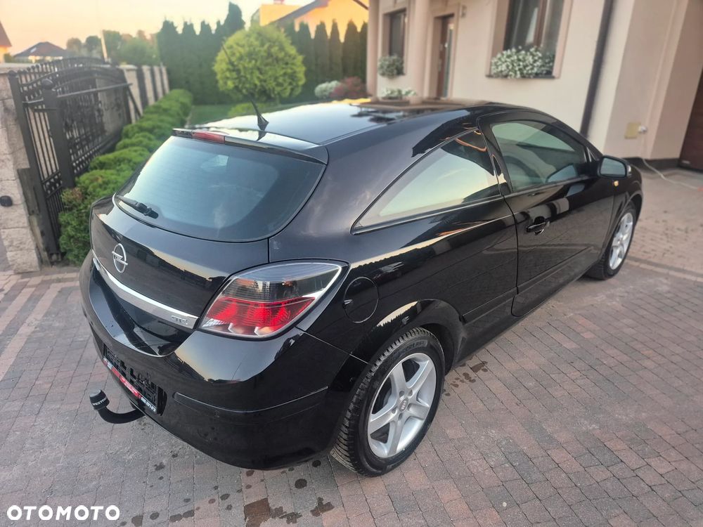 Opel Astra 1.6 Innovation 110 Jahre - 32
