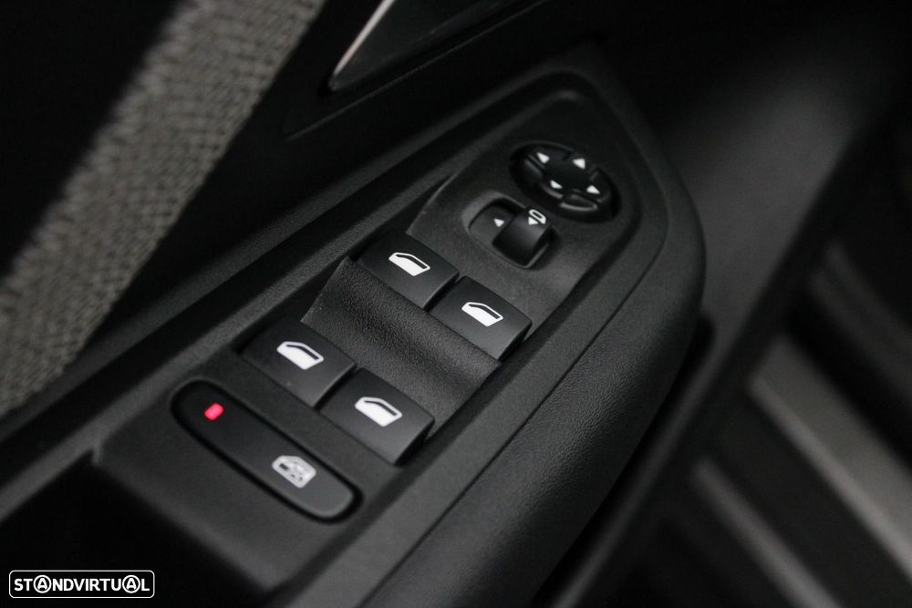 Citroën C4 1.2 PureTech Max EAT8 - 22