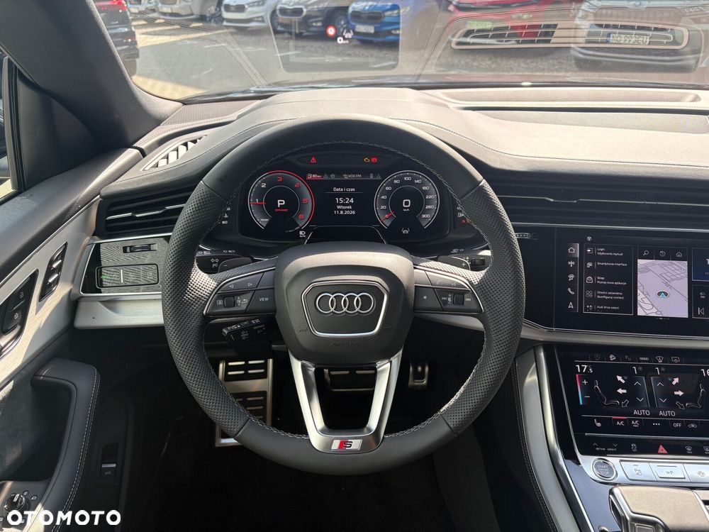 Audi Q8 - 12