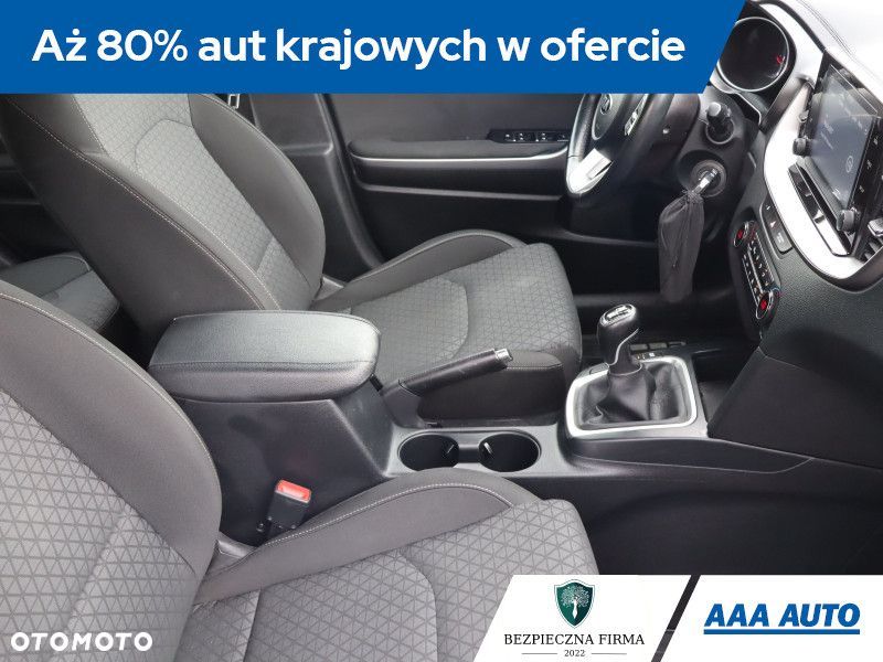 Kia Ceed - 11