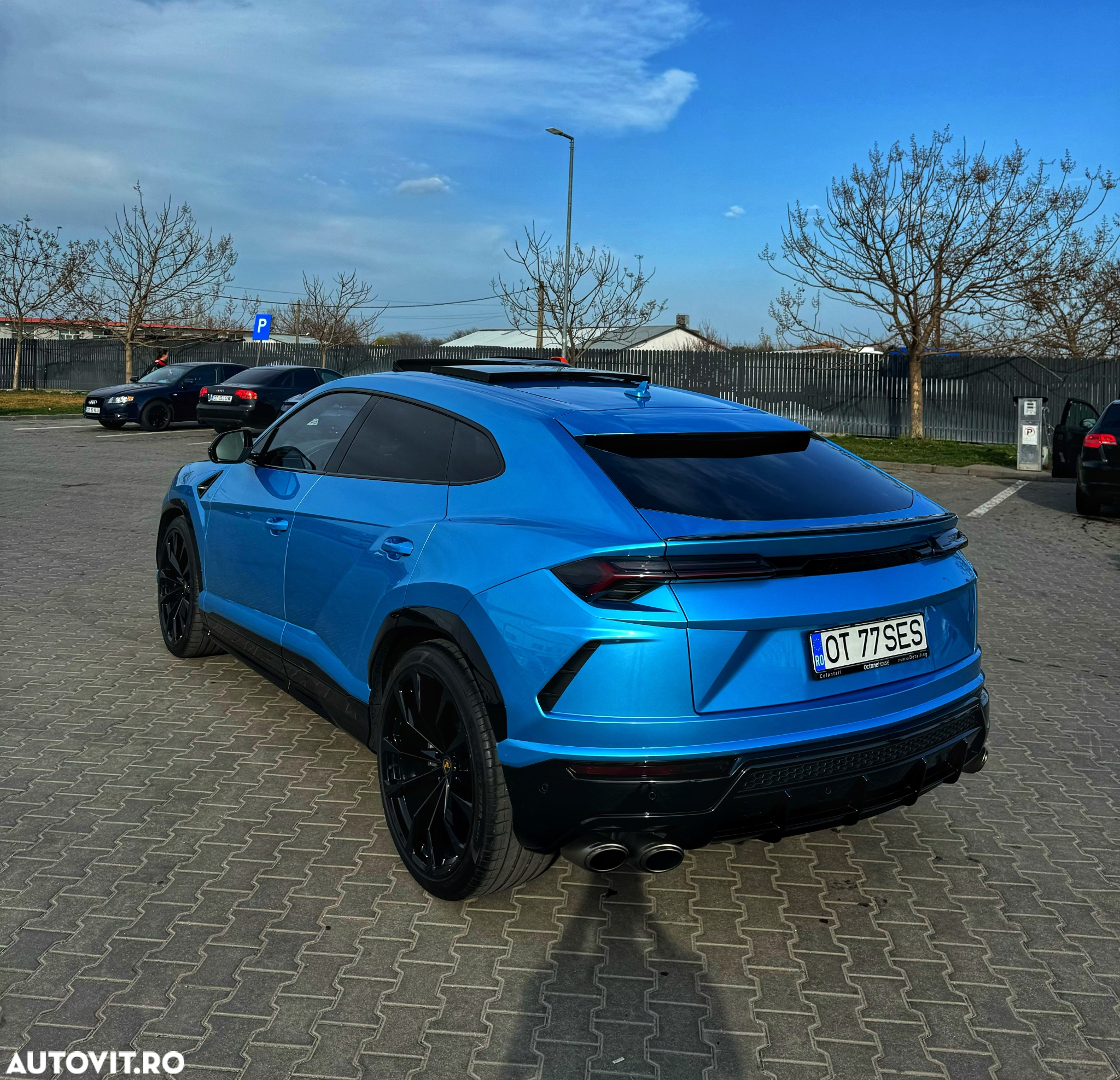 Lamborghini URUS Standard - 6
