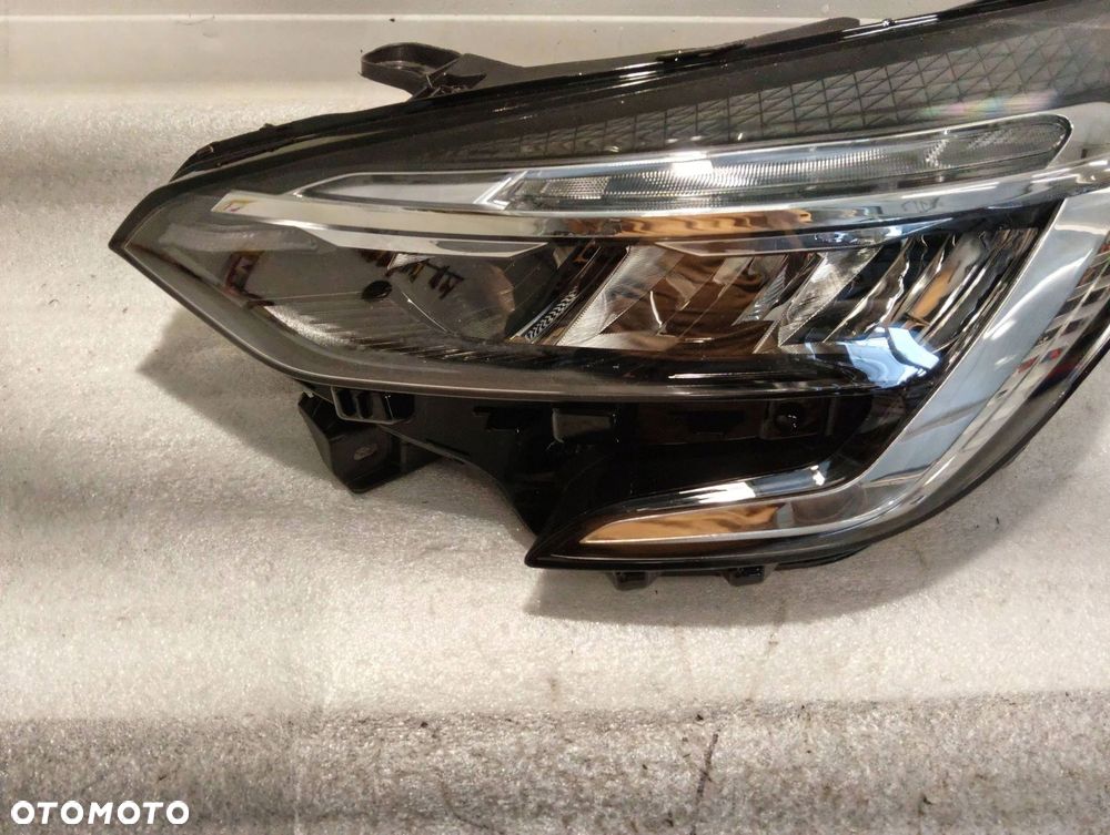 renault clio v full led krótki led ciemny środek lampa lewa 260609987r - 2