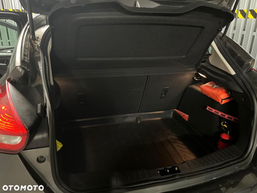 Ford Focus 1.5 EcoBoost Titanium ASS - 12