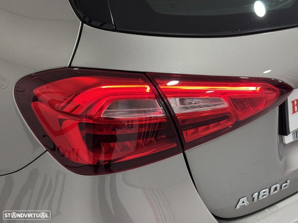 Mercedes-Benz A 180 d Progressive Aut. - 21