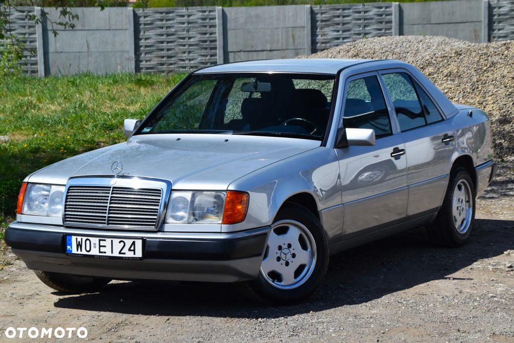 Mercedes-Benz Klasa E - 2