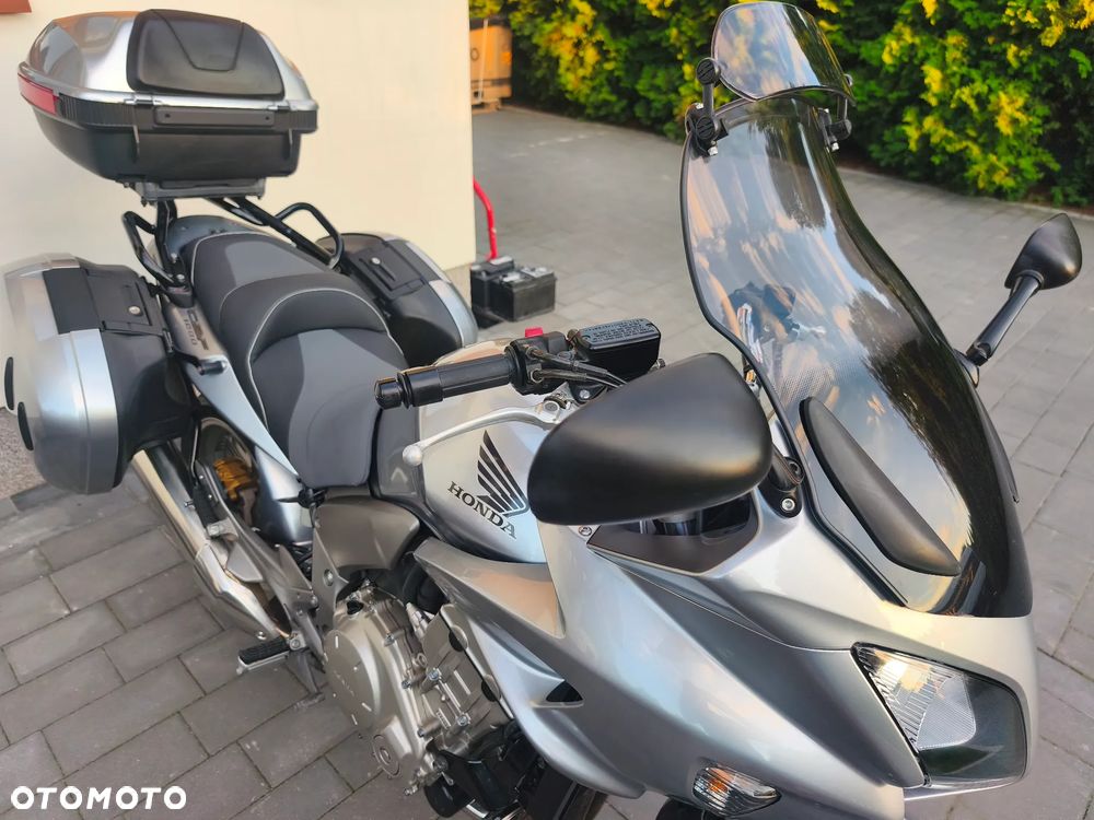 Honda CBF - 10