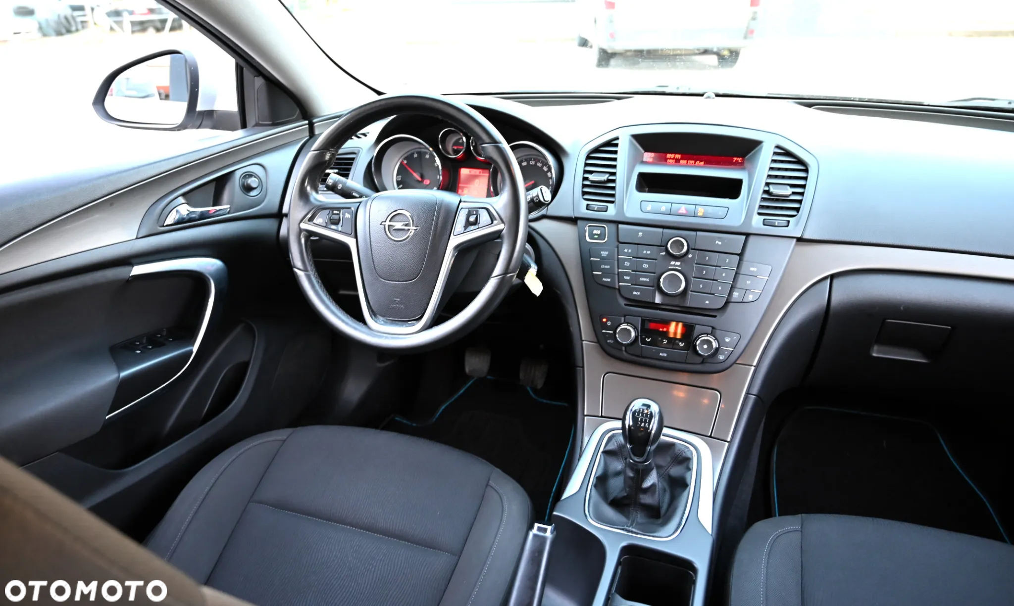 Opel Insignia - 18