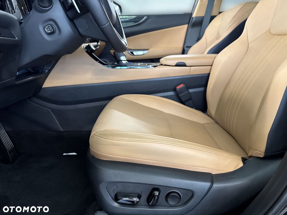 Lexus NX - 15