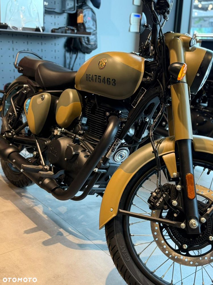 Royal Enfield Classic - 2
