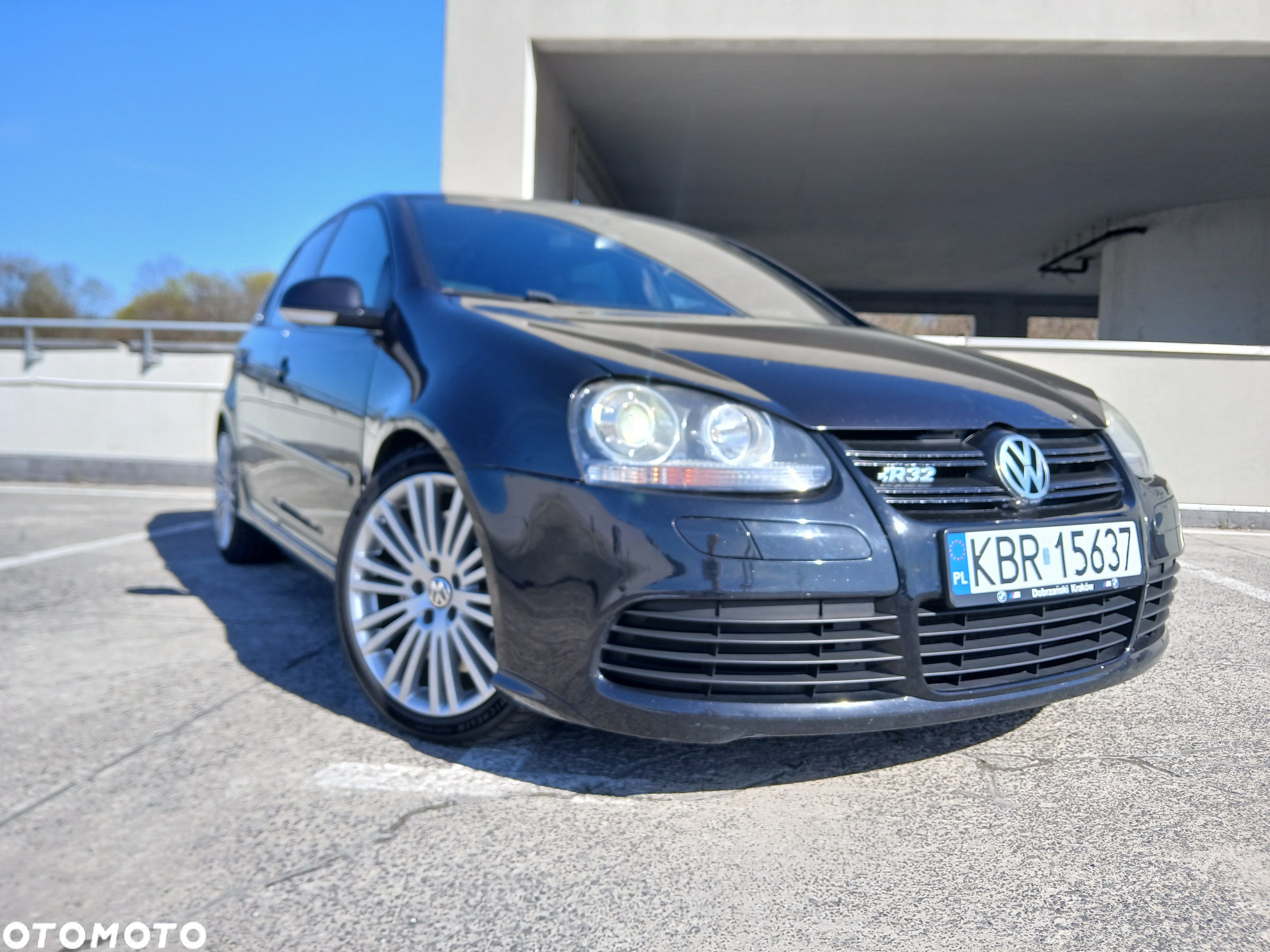 Volkswagen Golf V R32 DSG - 1