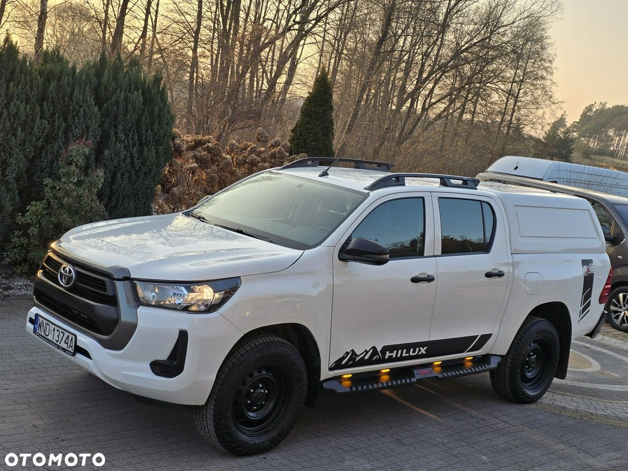 Toyota Hilux - 2