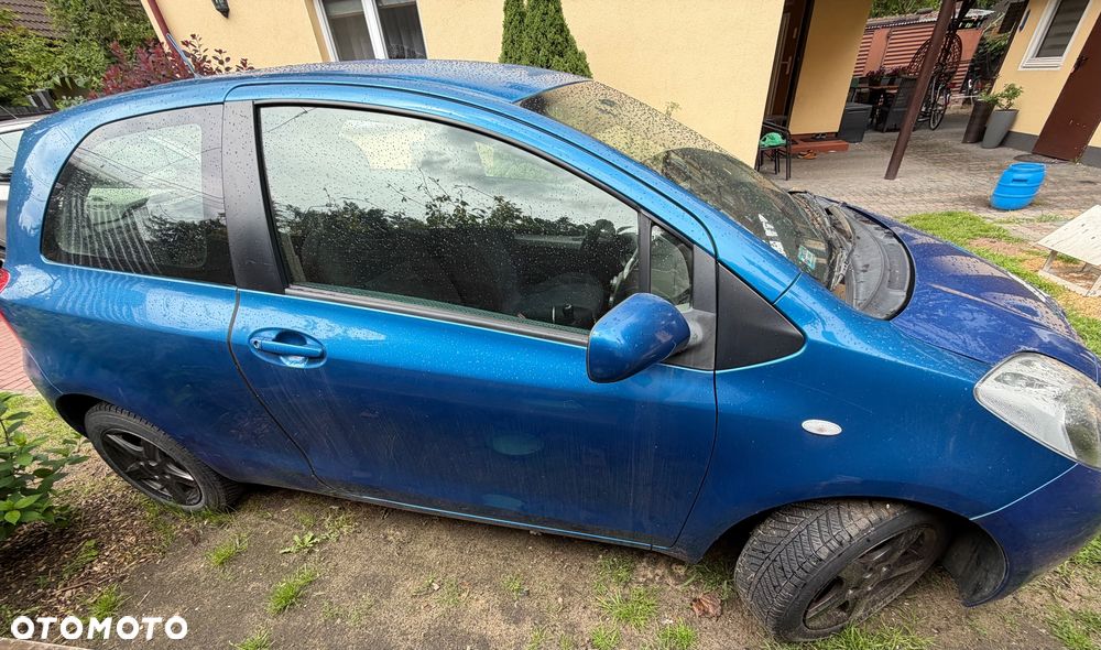 Toyota Yaris - 3
