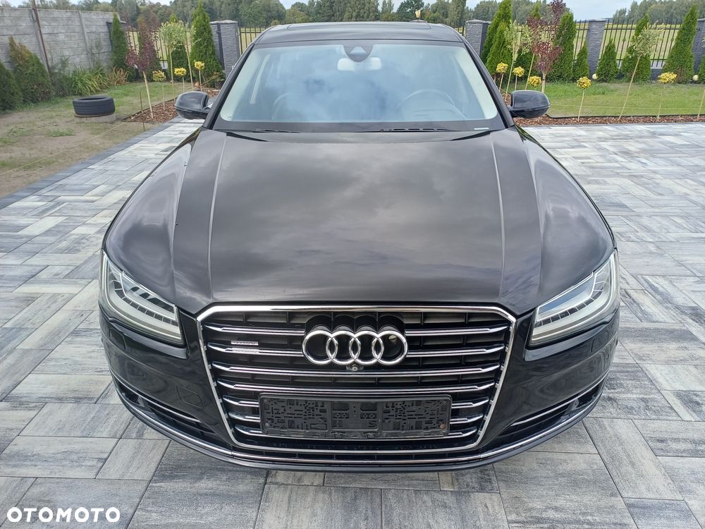 Audi A8 2013 photo 3