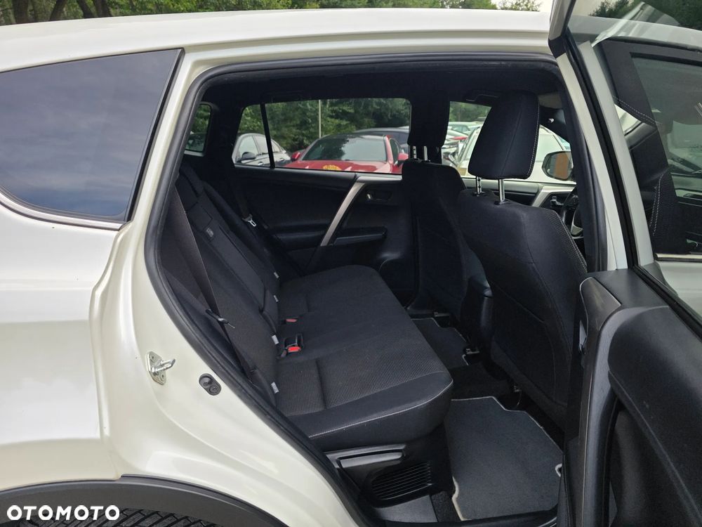 Toyota RAV4 Hybrid Premium 4x2 - 15