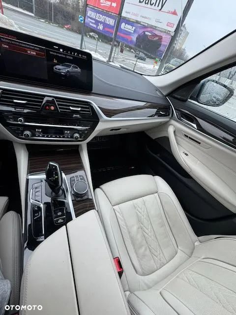 BMW Seria 5 530d xDrive mHEV Luxury Line - 6