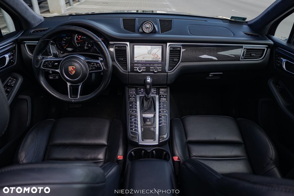 Porsche Macan - 13