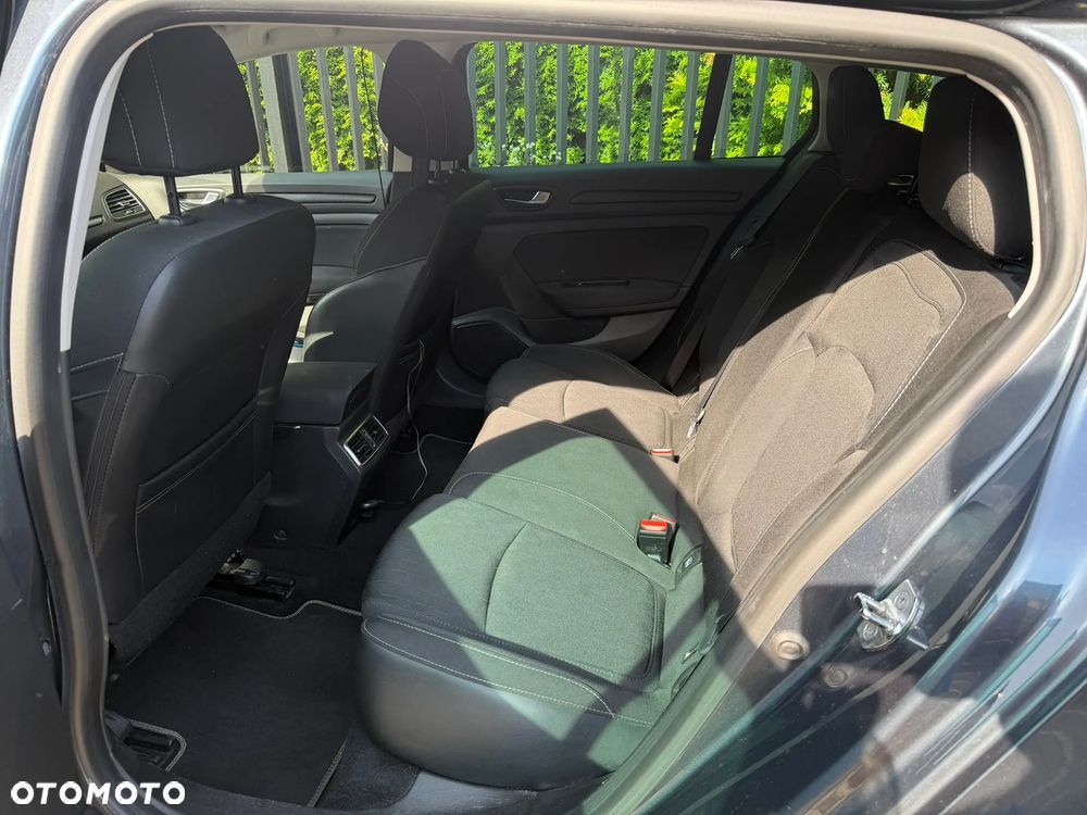 Renault Megane 1.5 Blue dCi Limited - 8
