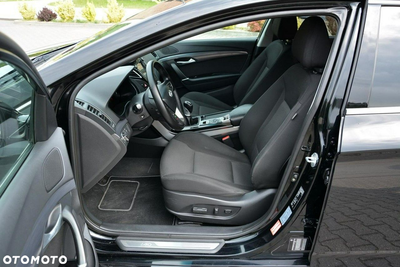 Hyundai i40 2.0 GDI Comfort + - 19