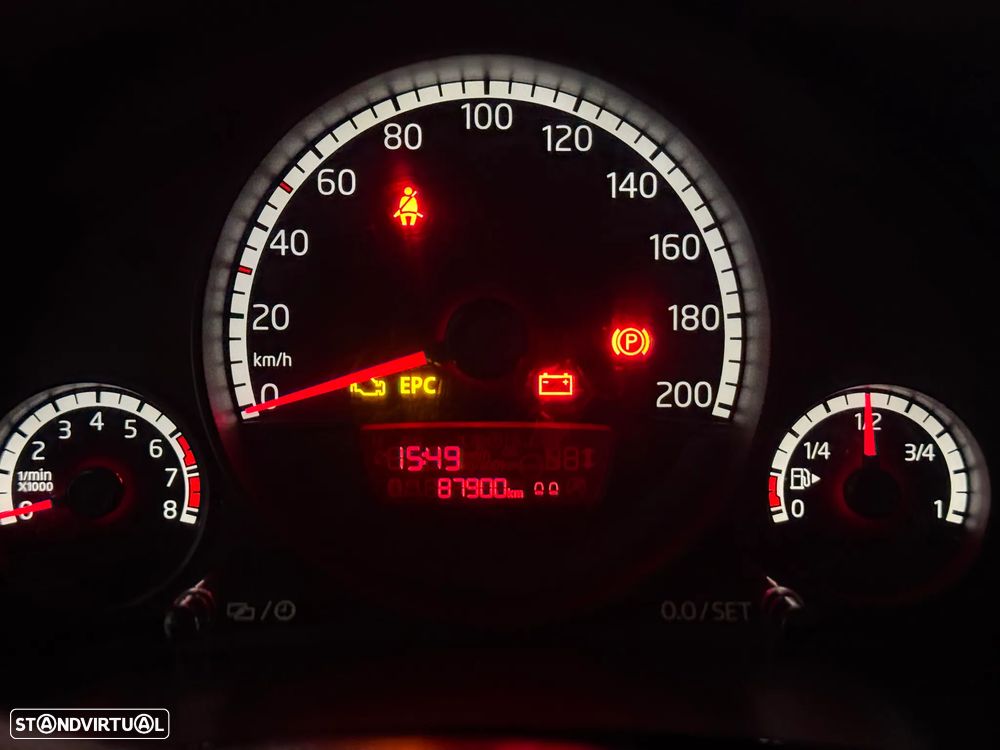 VW Up! 1.0 BlueMotion Move - 6
